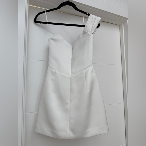 SAU LEE Brenda Mini Dress Elegant White Off-Shoulder with Draped Side Bridal 0 - Picture 10 of 14